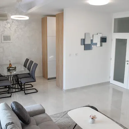 Apartment Vila Ines